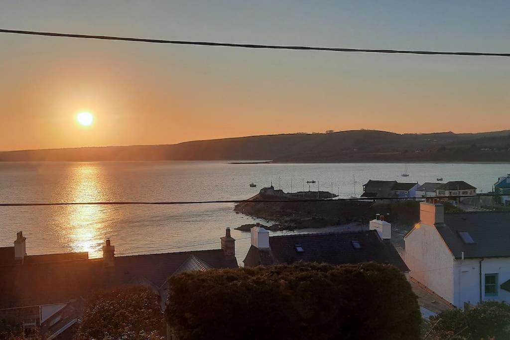 فيلا Arvonia Sleeps 7, Sea Views, Dog Friendly نيو كي المظهر الخارجي الصورة